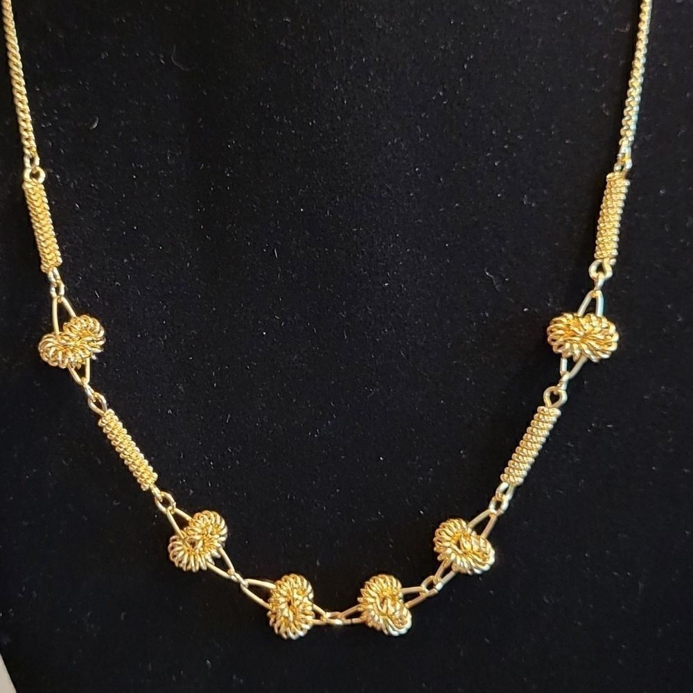 New delicate 18" gold tone necklace.